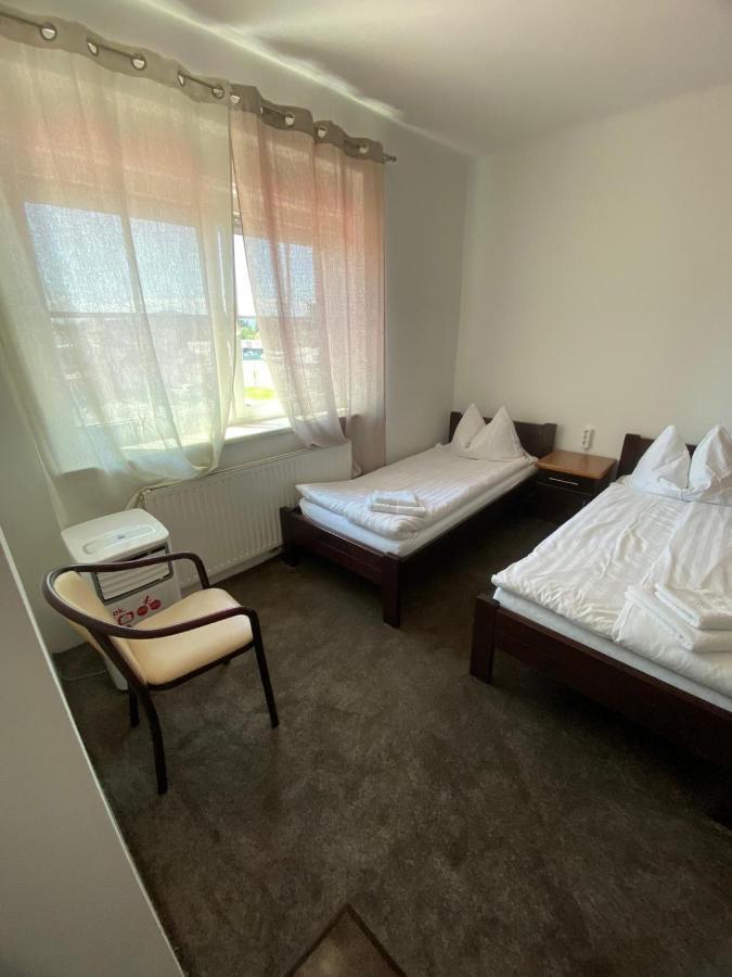 451 Rooms Graz Exterior photo
