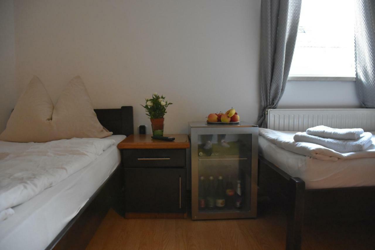 451 Rooms Graz Exterior photo